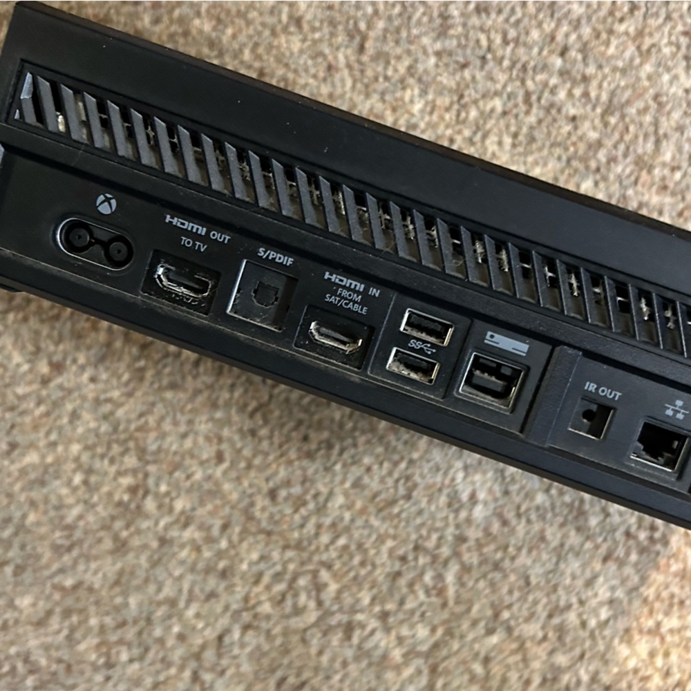Xbox one - good condition - Picture 6 of 8